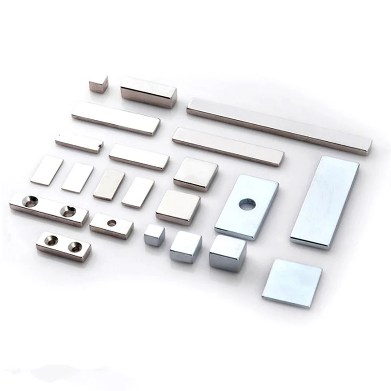 স্ক্রু জন্য গর্ত সঙ্গে চুম্বক